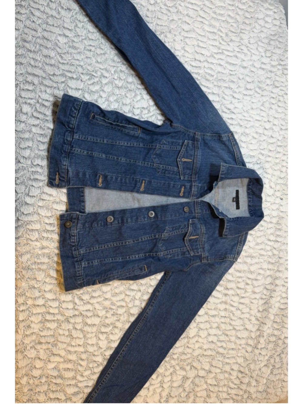 Uniqlo Women’s Blue Denim Jacket Size S Button Front Pockets